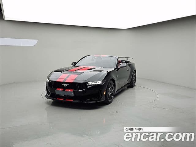 Ford Mustang 7세대 5.0 GT Premium кабриолет, 2025 1
