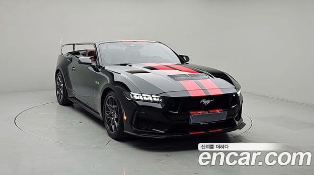 Ford Mustang 7세대 5.0 GT Premium кабриолет, 2025 3