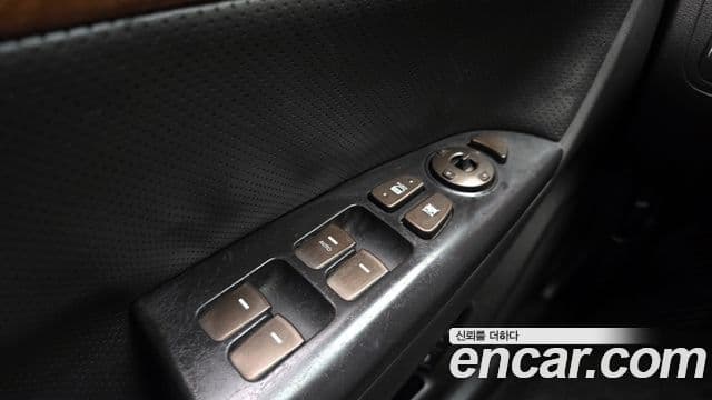 Hyundai NF Sonata 트랜스폼 люксовая версия, 2008 17