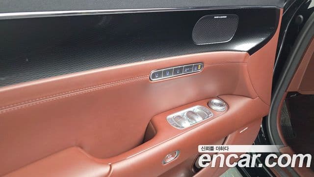 Genesis G90 (RS4) бензин 3.5 турбо AWD, 2022 20