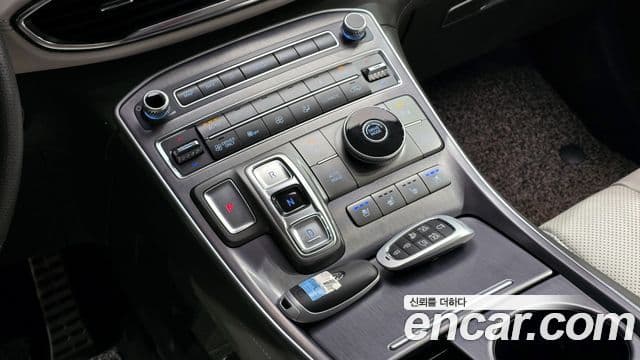 Hyundai The / новый New Santa Fe Calligraphy, 2022 9