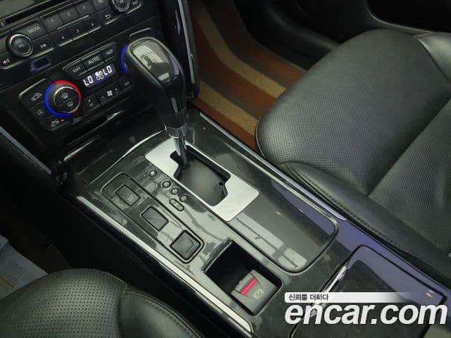 Renault Korea(Samsung) SM7 Nova LPLI 2.0 LPe для людей с инвалидностью, 2017 14