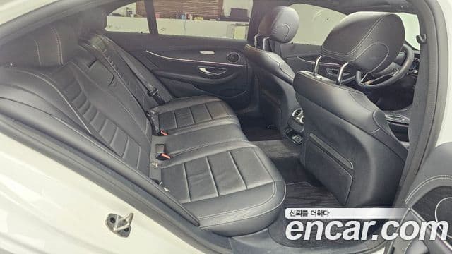 Mercedes-Benz E-класс W213 AMG Line, 2023 15