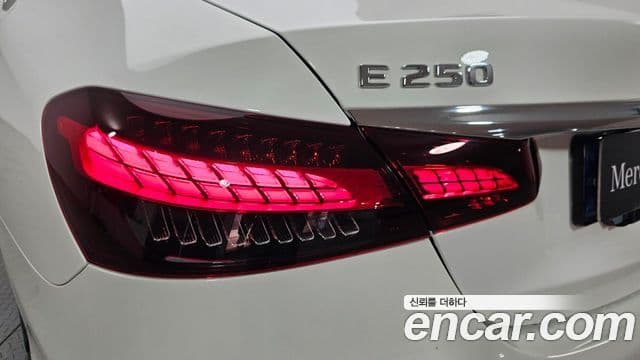 Mercedes-Benz E-класс W213 AMG Line, 2023 18