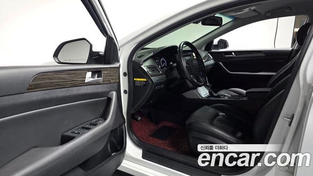 Hyundai LF Sonata 2.0 Smart, 2015 11