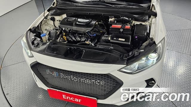 Hyundai Avante AD 1.6 GDI Smart, 2016 6