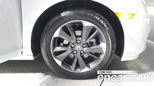 Honda Odyssey 5세대, 2022 все фото