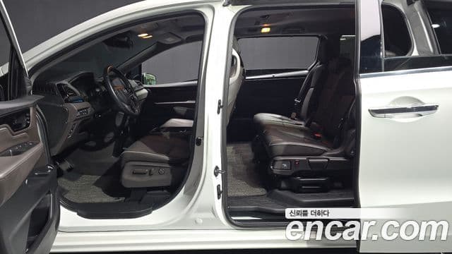 Honda Odyssey 5세대, 2022 10