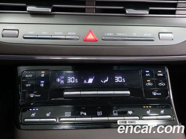 Hyundai The / новый New Grandeur IG Exclusive, 2022 16