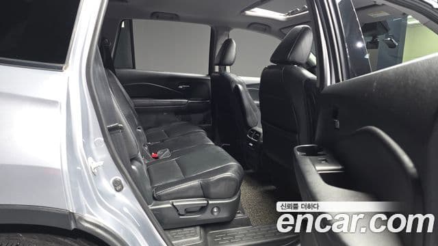 Honda Pilot 3세대, 2017 12