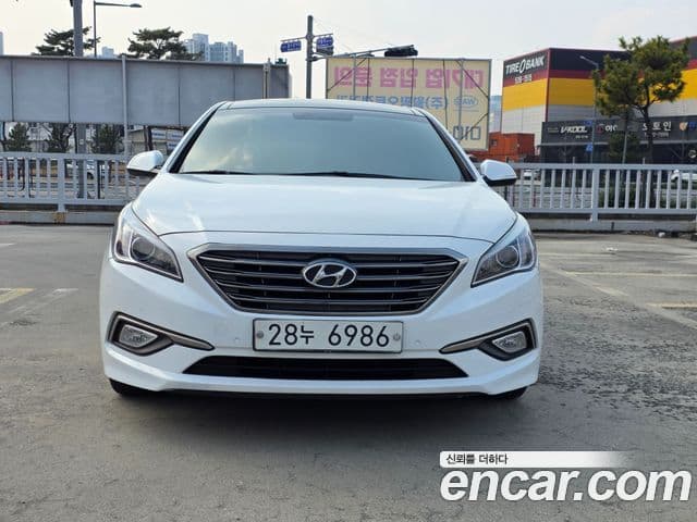 Hyundai LF Sonata LPI Modern(для людей с инвалидностью), 2015 3