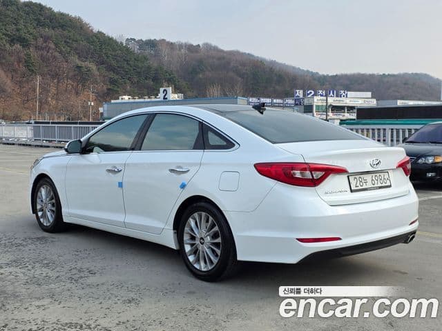 Hyundai LF Sonata LPI Modern(для людей с инвалидностью), 2015 6