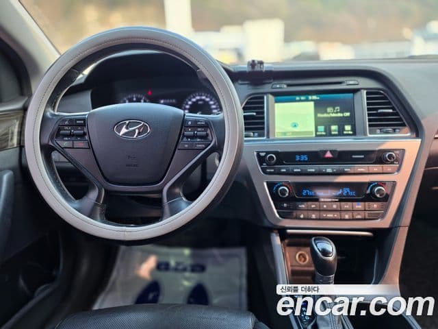 Hyundai LF Sonata LPI Modern(для людей с инвалидностью), 2015 9