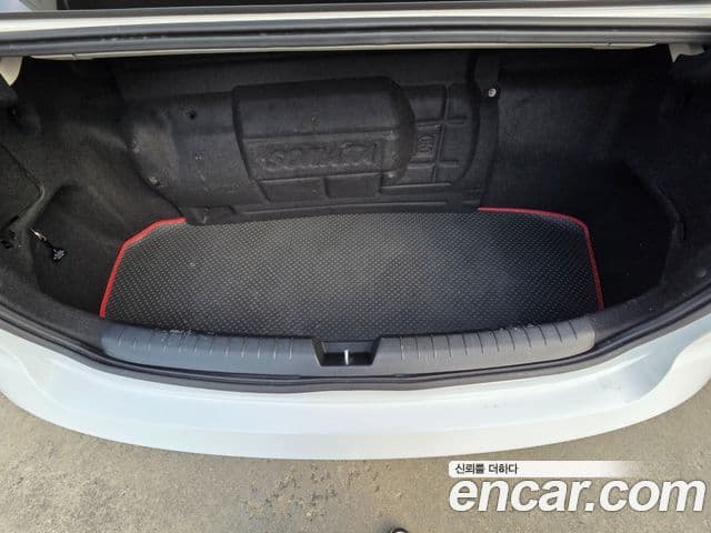 Hyundai LF Sonata LPI Modern(для людей с инвалидностью), 2015 19