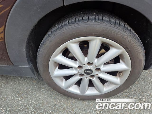 Mini Cooper 클럽맨 2세대, 2019 12