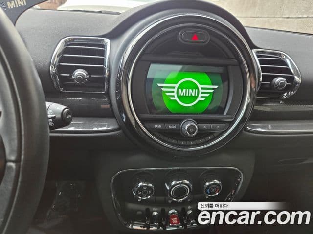 Mini Cooper 클럽맨 2세대, 2019 13