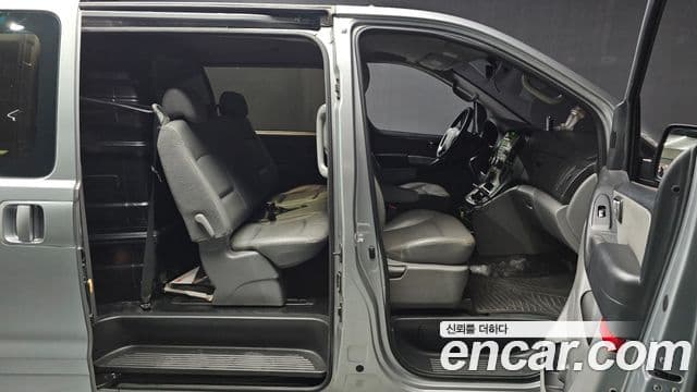 Hyundai Grand Starex CVX Luxury, 2015 11