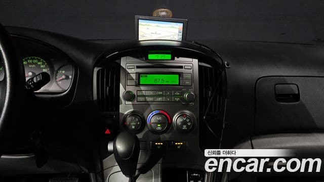 Hyundai Grand Starex CVX Luxury, 2015 14