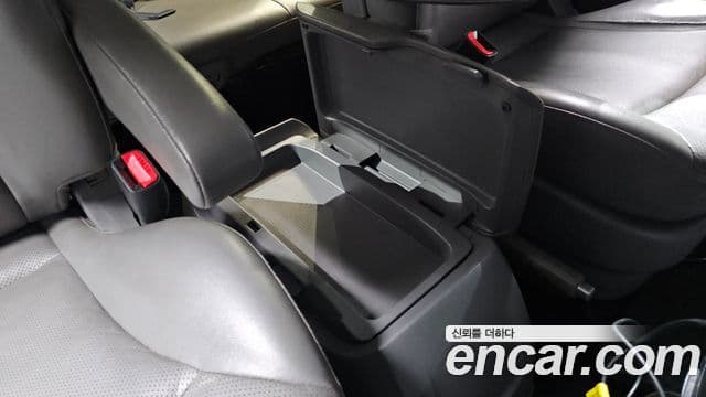 Hyundai Grand Starex CVX Luxury, 2015 19