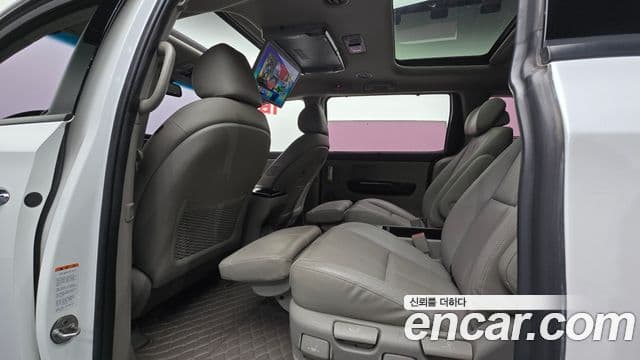 Kia The / новый New Carnival President, 2019 12