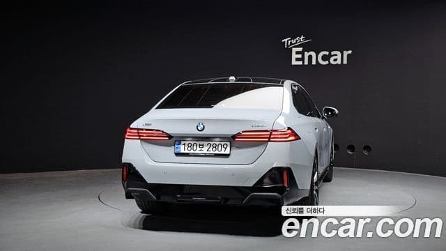 BMW 5시리즈 (G60) 530i xDrive M Sport, 2025 4