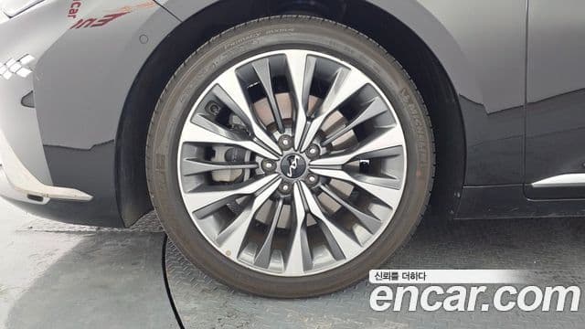 Kia K8 Noblesse, 2022 все фото