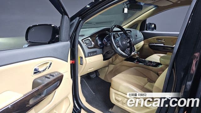 Kia The / новый New Carnival Special, 2020 11