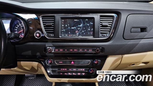 Kia The / новый New Carnival Special, 2020 14