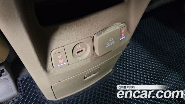 Kia The / новый New Carnival Special, 2020 19