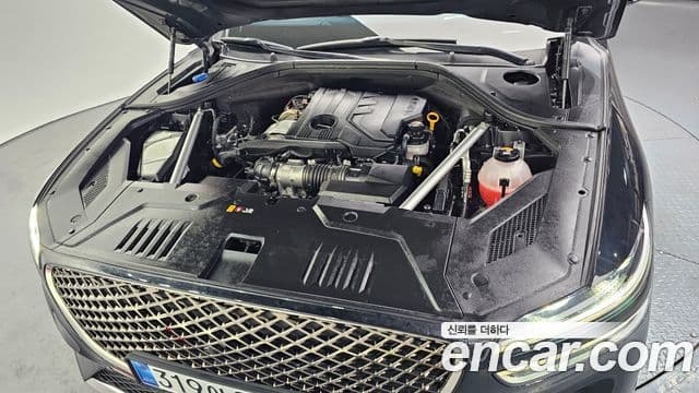 Genesis GV70, 2021 6