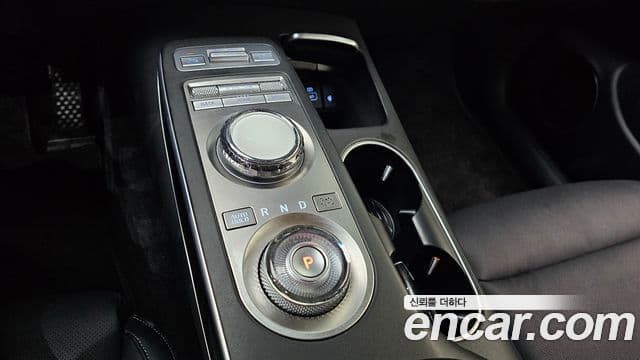 Genesis GV70, 2021 9