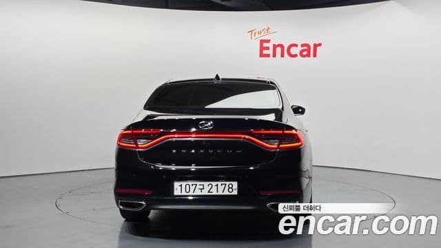 Hyundai Grandeur IG 3.0 LPi Exclusive (арендный автомобиль), 2019 4