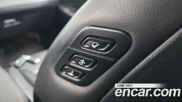 Hyundai Grandeur IG 3.0 LPi Exclusive (арендный автомобиль), 2019 18