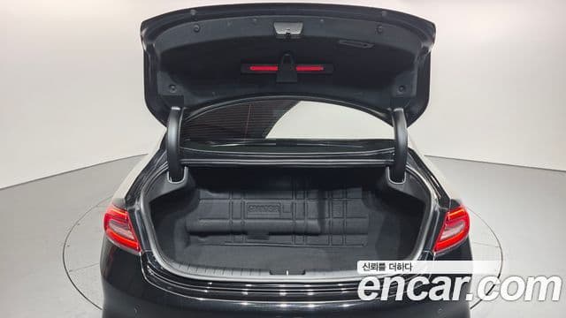 Hyundai Grandeur IG 3.0 LPi Exclusive (арендный автомобиль), 2019 20