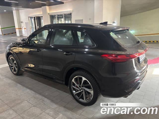 Audi Q5 (80A) 40 TDI Quattro S Line чёрный Edition, 2025 1