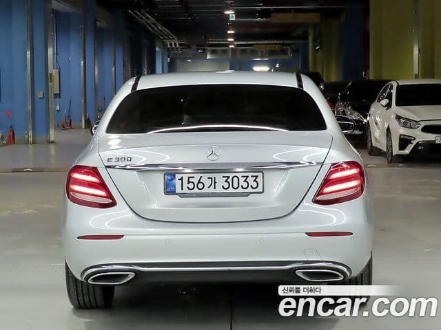 Mercedes-Benz E-класс W213 Avantgarde, 2020 4