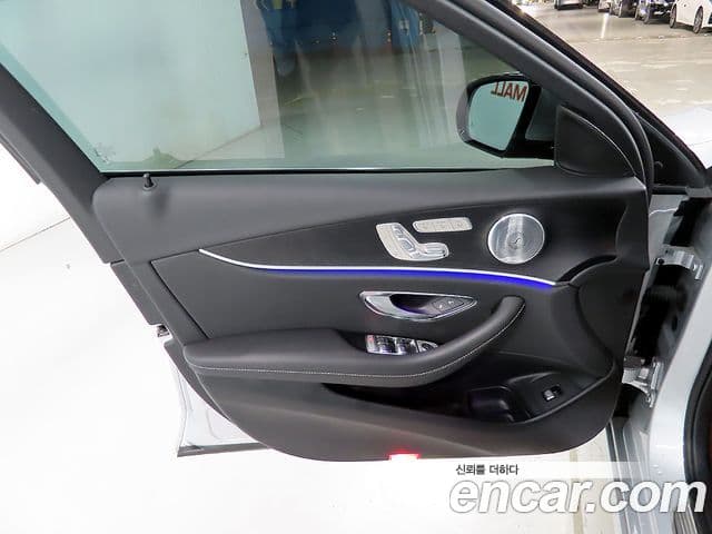 Mercedes-Benz E-класс W213 Avantgarde, 2020 16