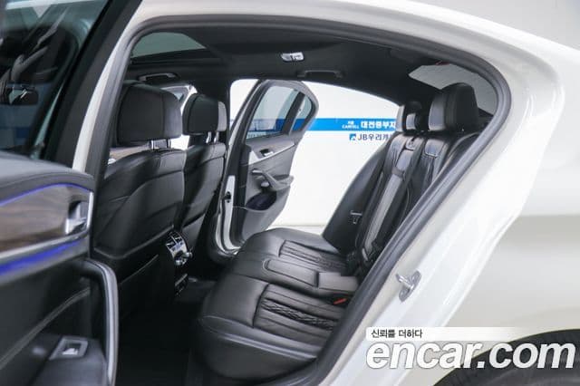 BMW 5시리즈 (G30) 530i M Sport Plus, 2018 10