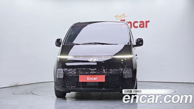 Hyundai Staria Modern, 2025 3