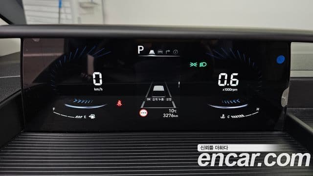 Hyundai Staria Modern, 2025 8