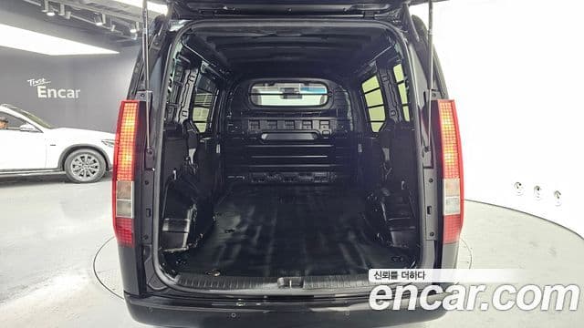 Hyundai Staria Modern, 2025 20