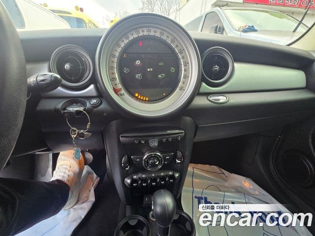 Mini Cooper D 2세대, 2013 8