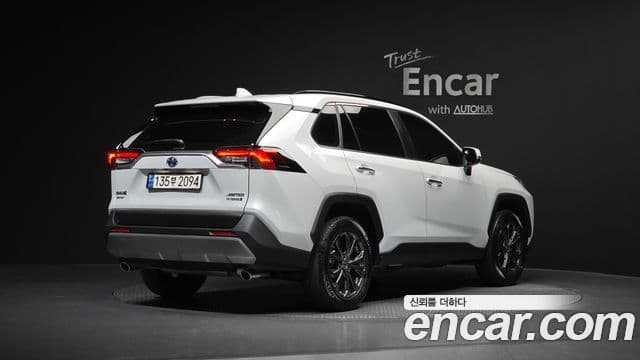 Toyota RAV4 5세대 2.5 4WD гибрид LTD, 2024 2