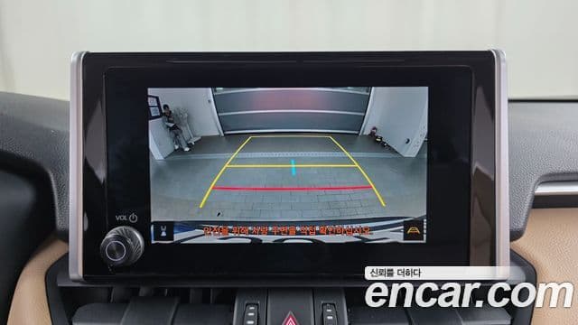 Toyota RAV4 5세대 2.5 4WD гибрид LTD, 2024 15