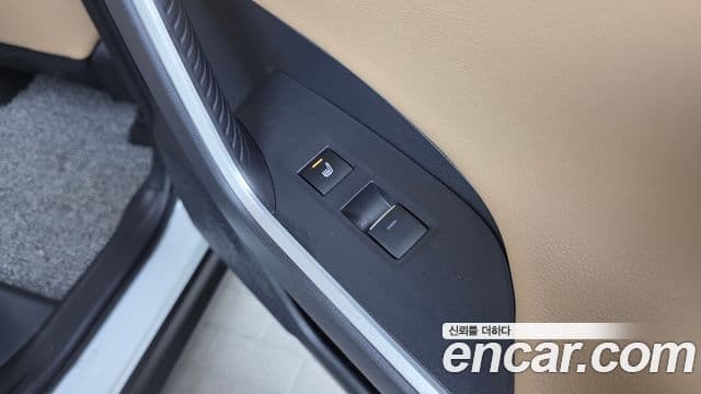 Toyota RAV4 5세대 2.5 4WD гибрид LTD, 2024 18