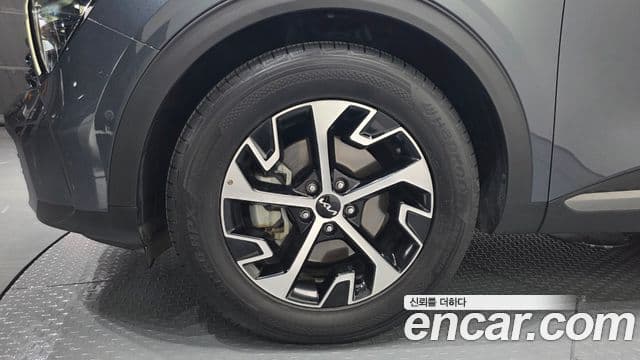 Kia Sportage 5세대 гибрид Signature Gravity 2WD, 2023 все фото