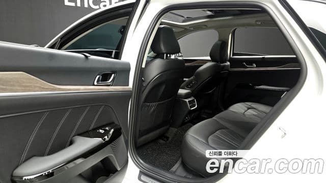 Kia K5 3세대 Signature, 2021 20