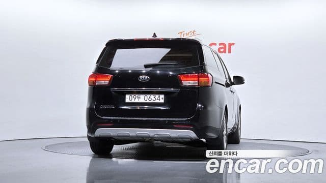 Kia All New Carnival Noblesse, 2016 4