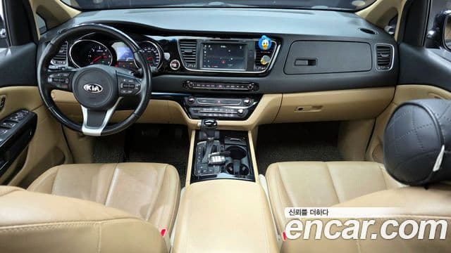 Kia All New Carnival Noblesse, 2016 7