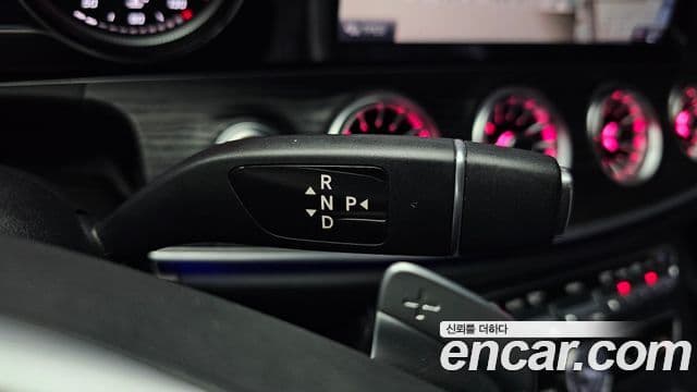 Mercedes-Benz E-класс W213 E220d кабриолет, 2018 9